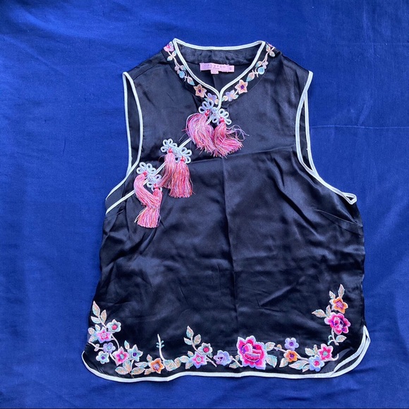 Oriental tank top 👘 - Picture 1 of 3